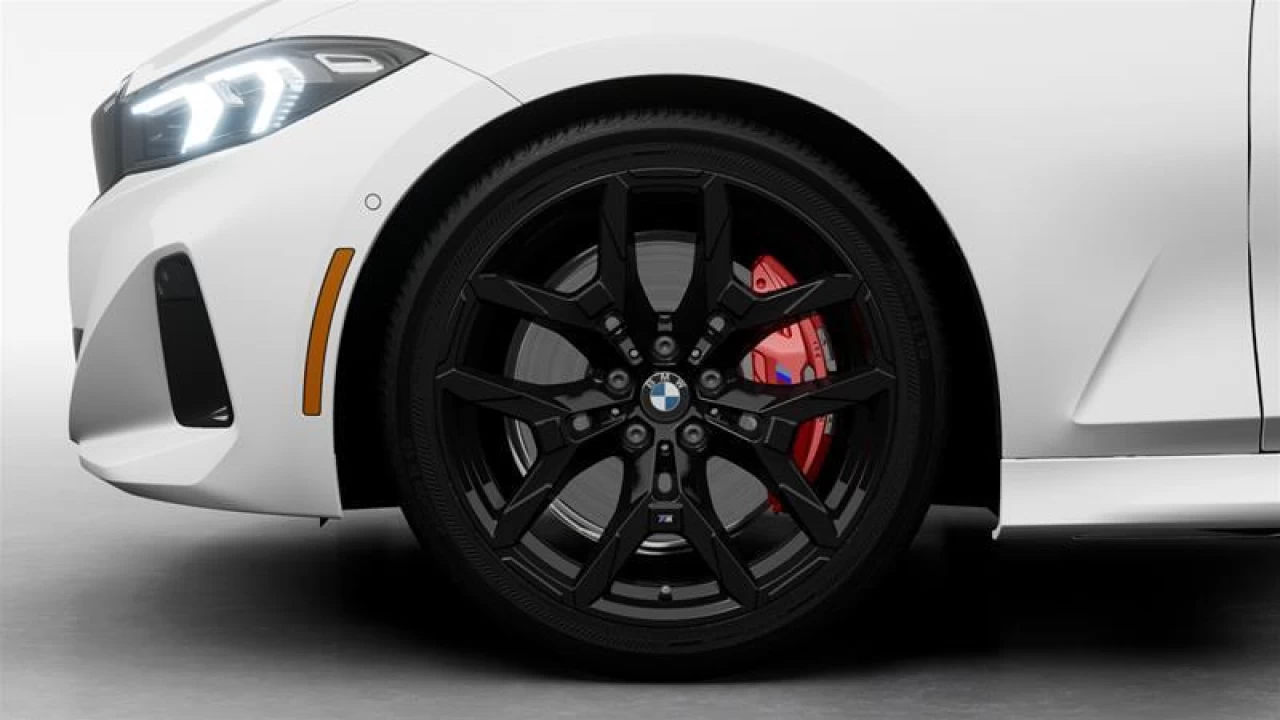 2026 BMW 330I xDrive M Sport Edition Image principale