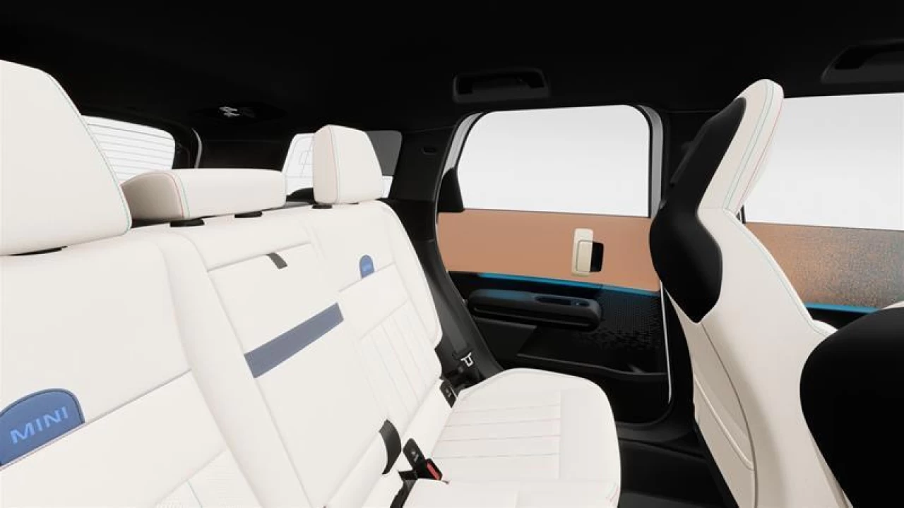 2026 MINI Countryman Cooper S ALL4 Main Image