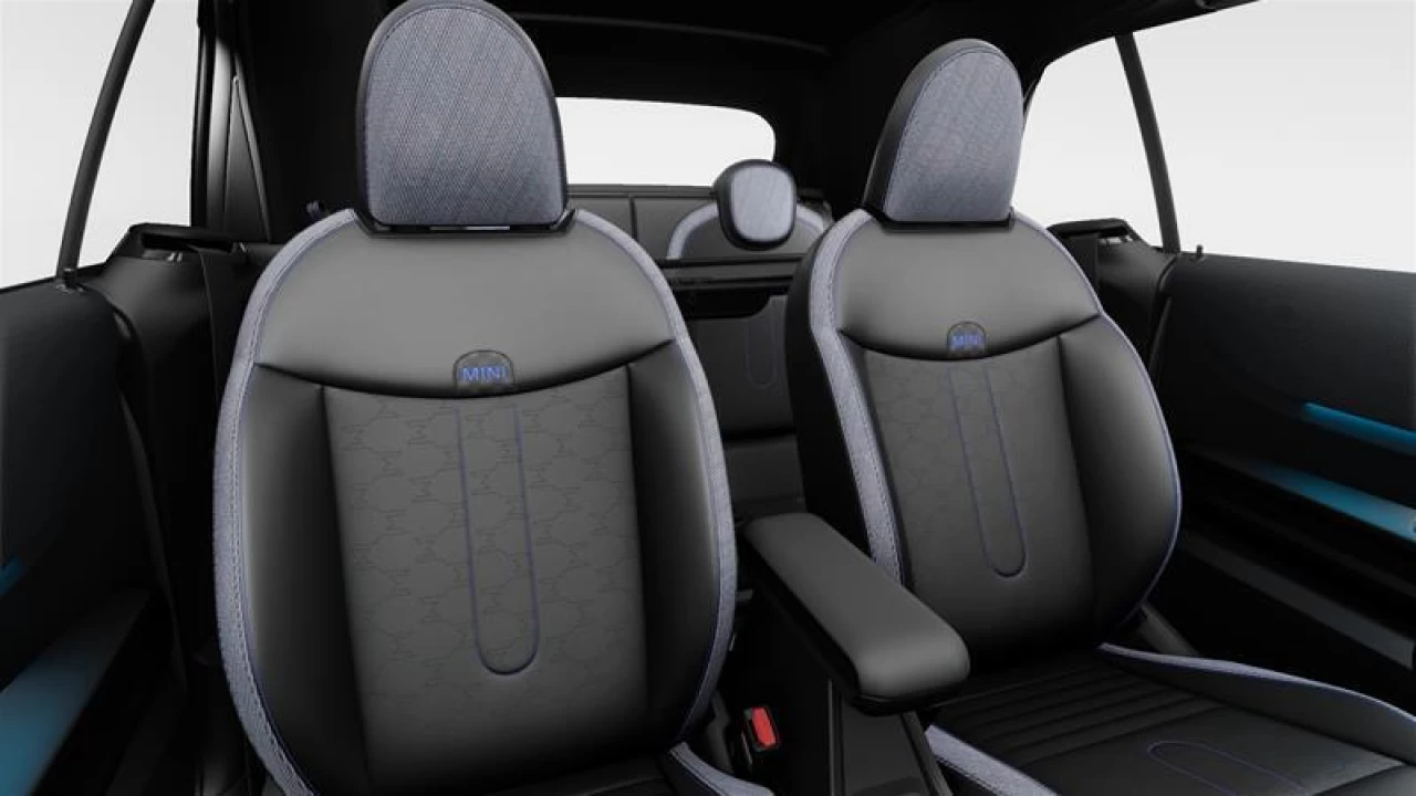 2026 MINI Convertible Cooper C FWD Image principale