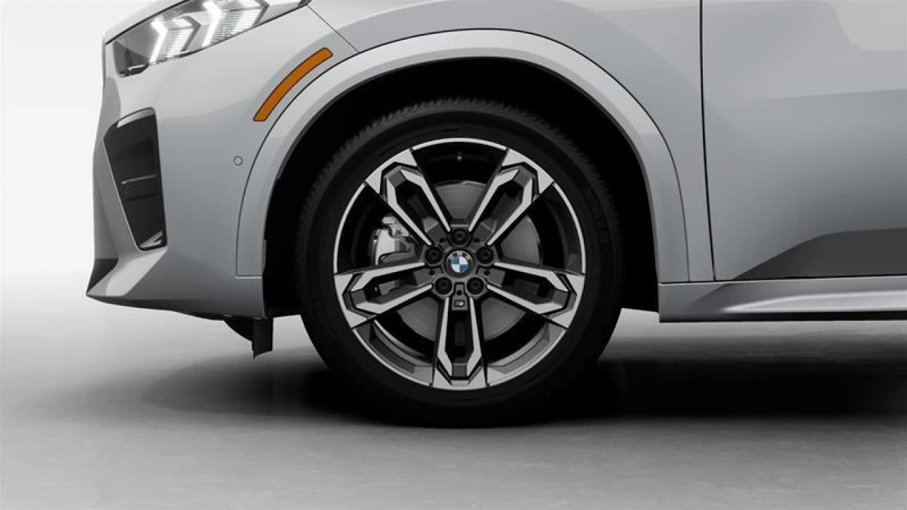 2025 BMW X2 xDrive28i Image principale