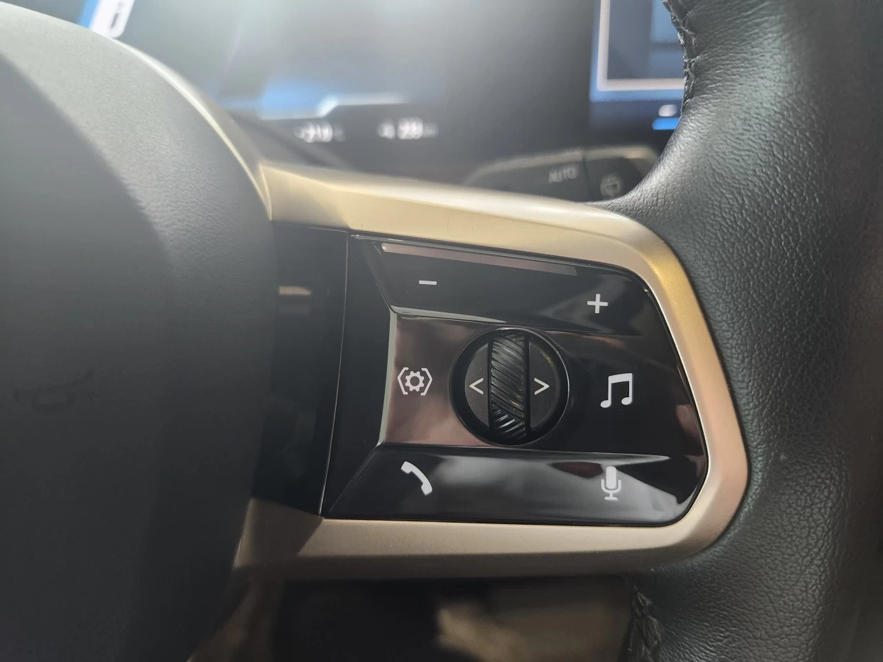 2024 BMW iX xDrive50 Image principale