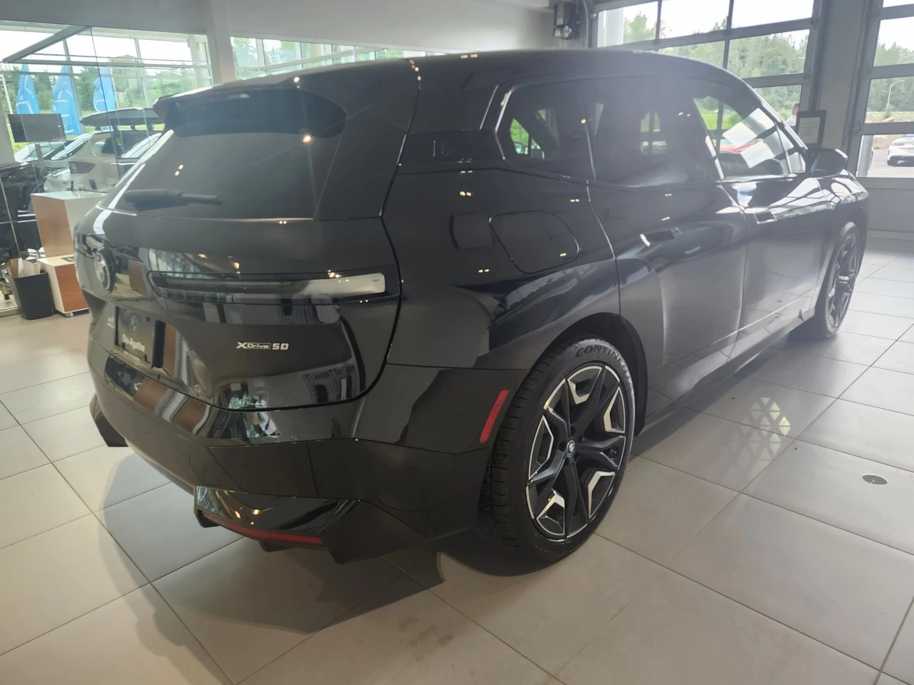 2024 BMW iX xDrive50 Image principale