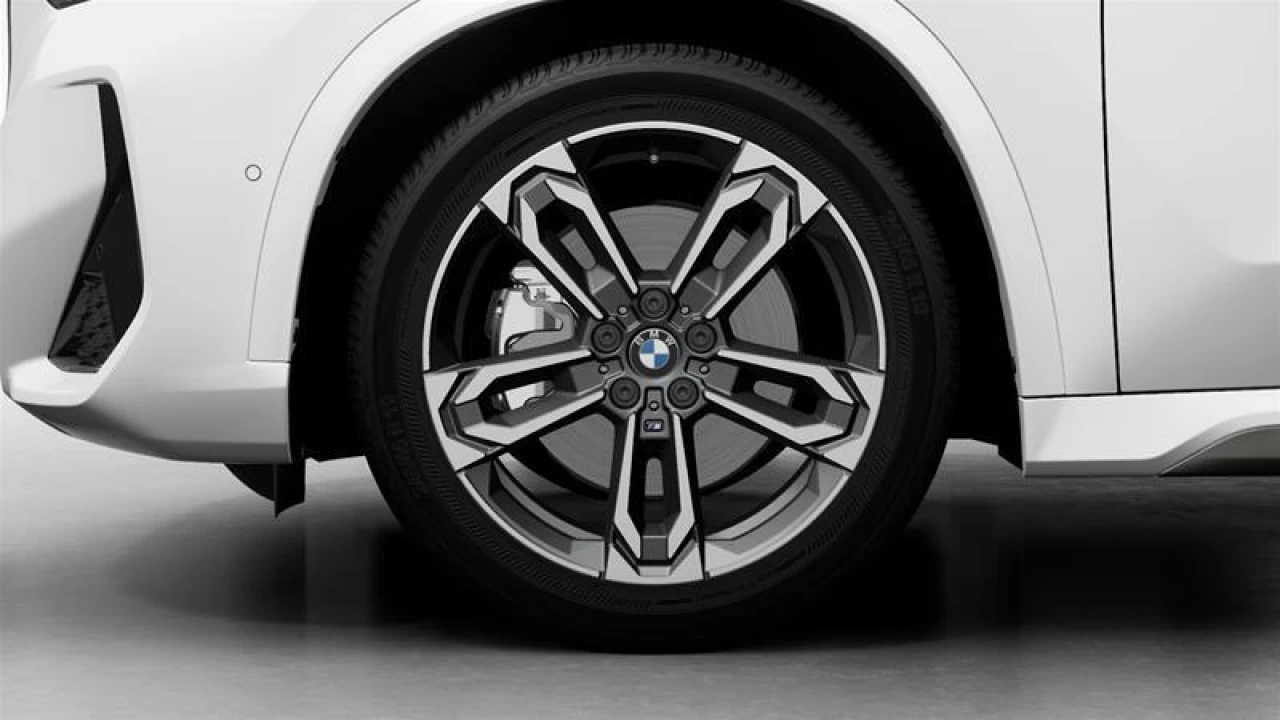 2025 BMW X1 xDrive28i Image principale
