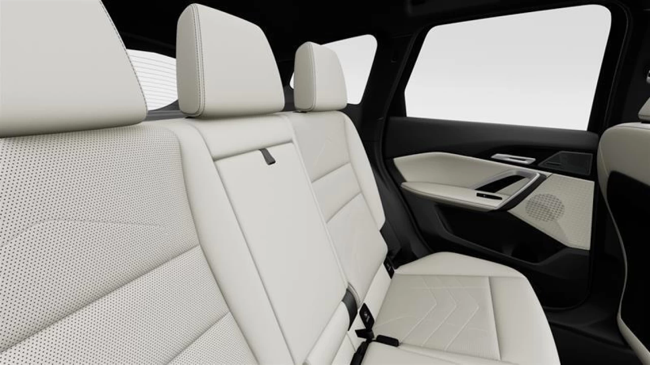 2026 BMW X1 xDrive28i Image principale