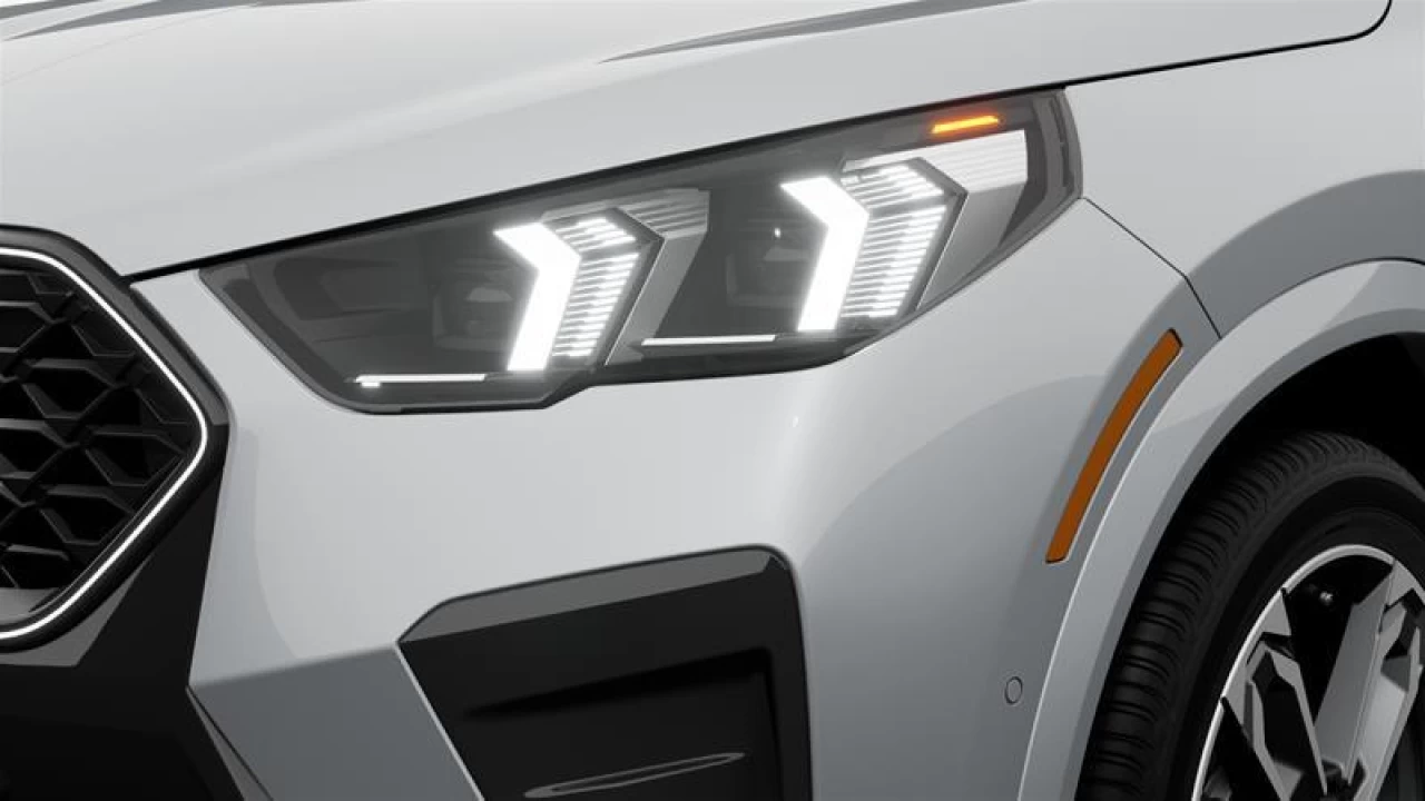 2025 BMW X2 xDrive28i Image principale