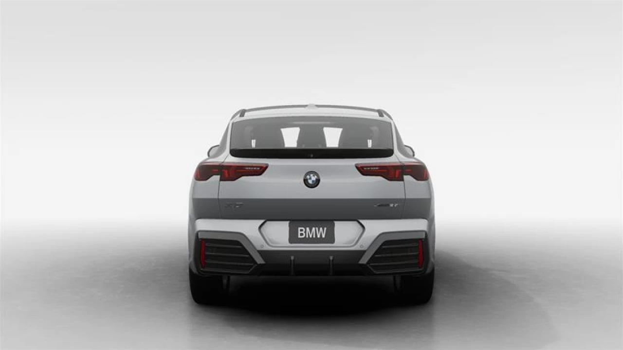 2025 BMW X2 xDrive28i Image principale