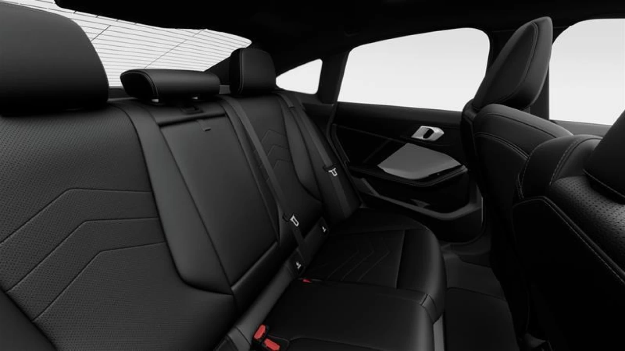 2026 BMW 228i
                                                    xDrive Gran Coupe Image principale