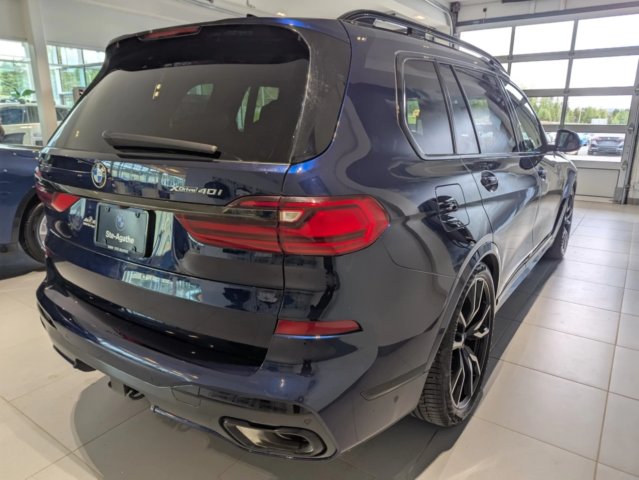 2022 BMW X7 xDrive40i Image principale