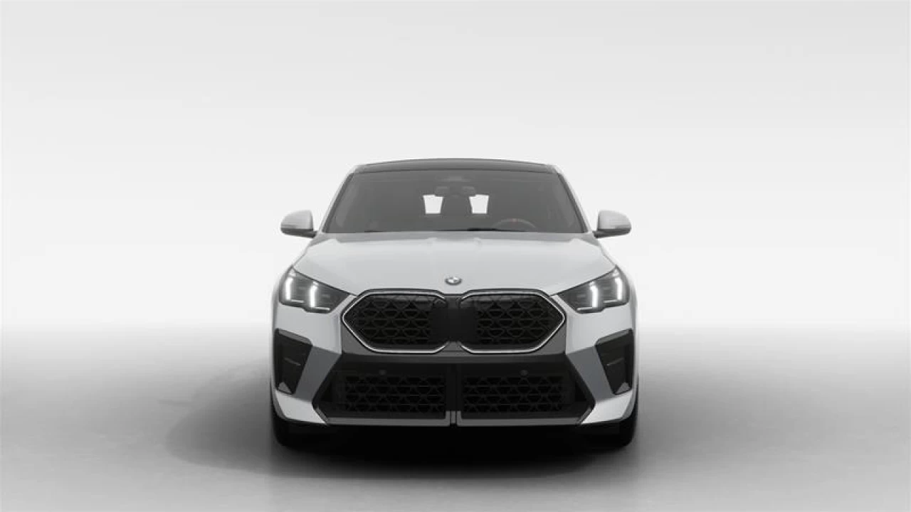 2025 BMW X2 xDrive28i Image principale