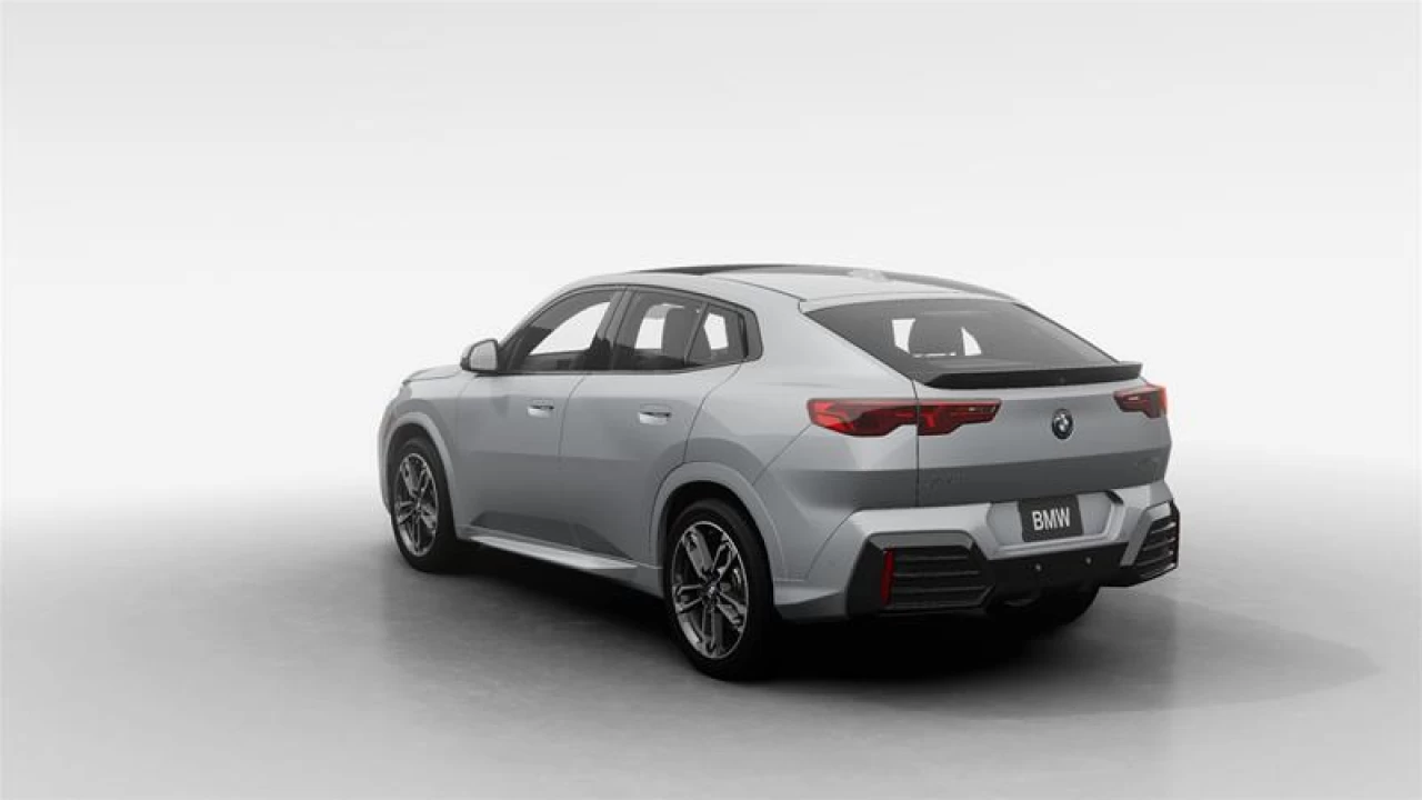 2025 BMW X2 xDrive28i Image principale