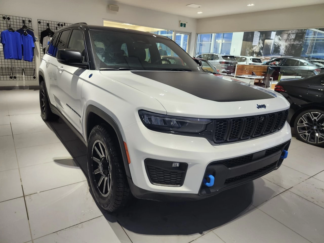 2022 Jeep Grand Cherokee Trailhawk Image principale