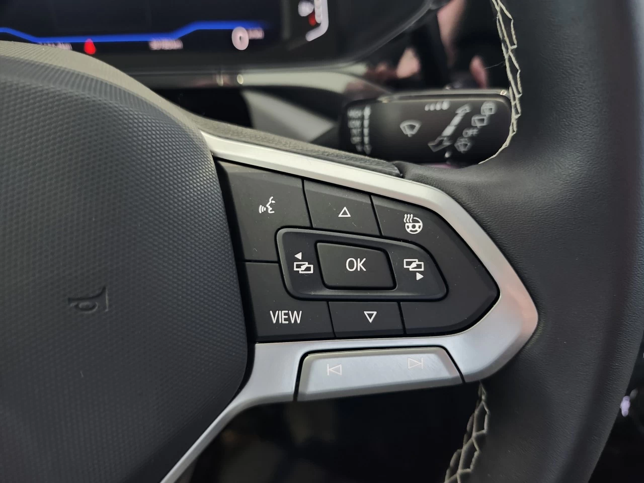 2023 Volkswagen Taos Highline Image principale