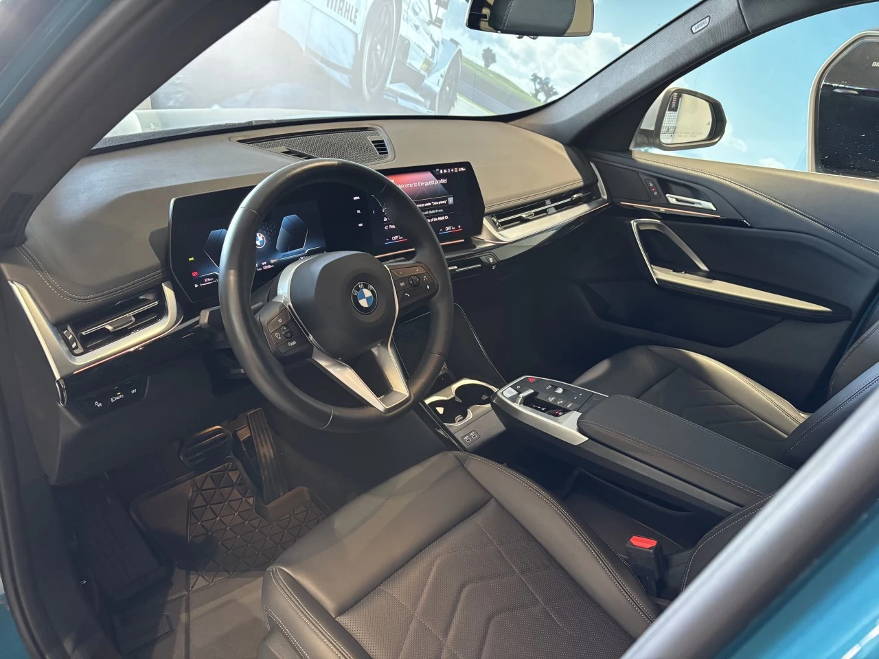 2023 BMW X1 xDrive28i Image principale