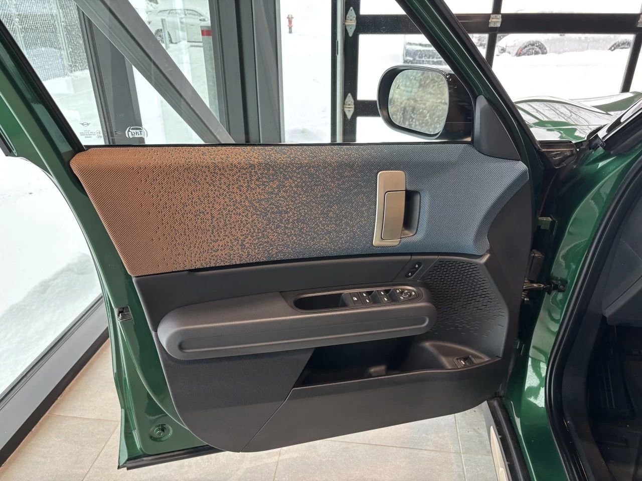 2025 Mini Cooper Countryman SE Main Image