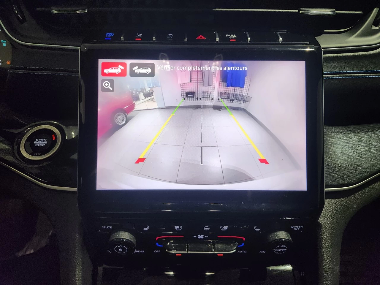 2022 Jeep Grand Cherokee Trailhawk Image principale