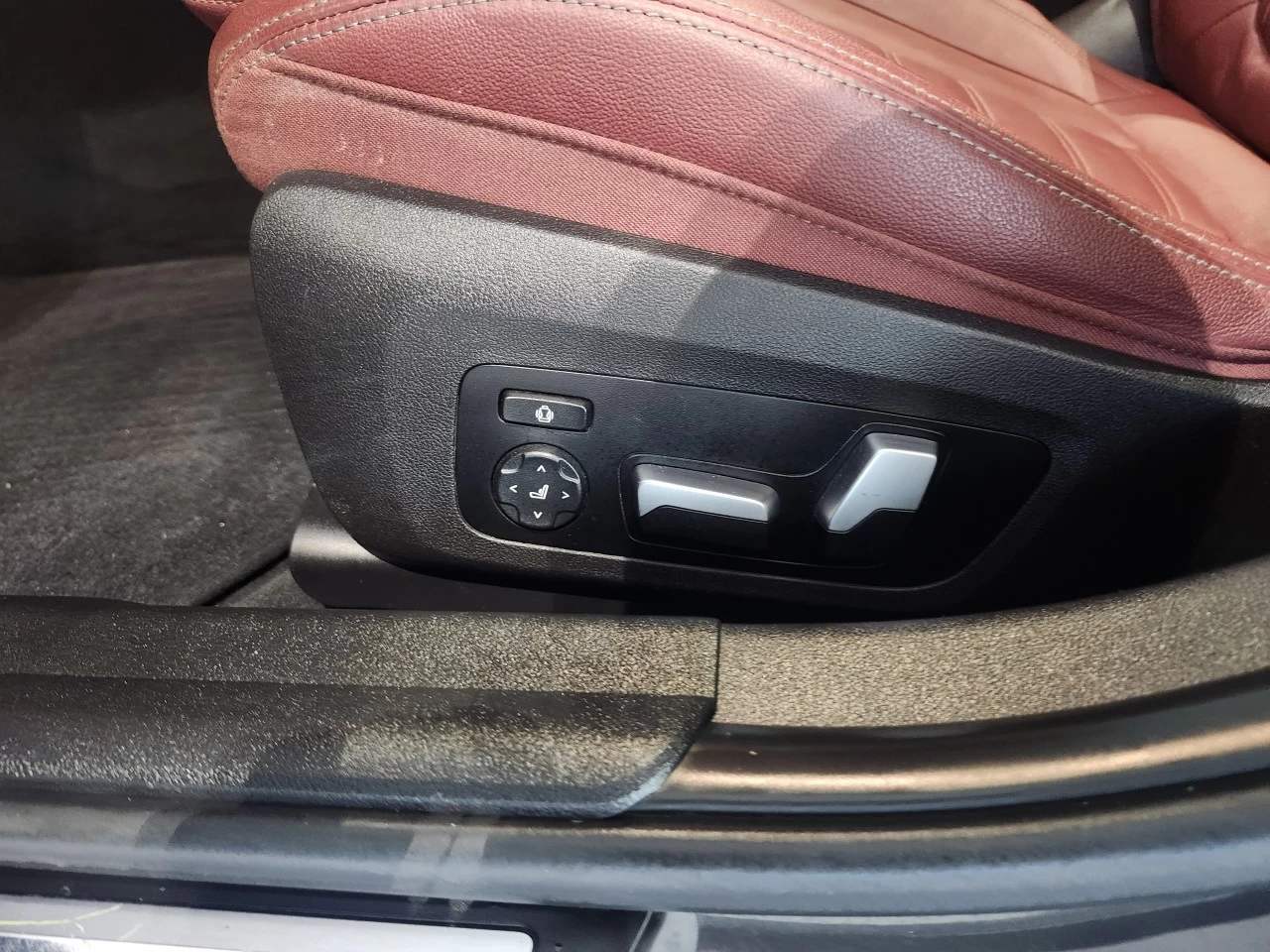 2024 BMW 3 Series M340i xDrive Main Image