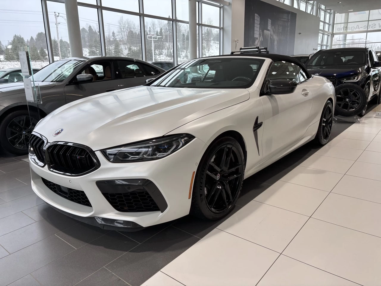 2023 BMW M8 Competition Image principale