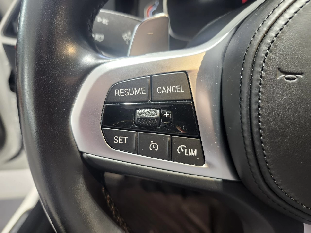 2022 BMW 3 series 330i xDrive Main Image