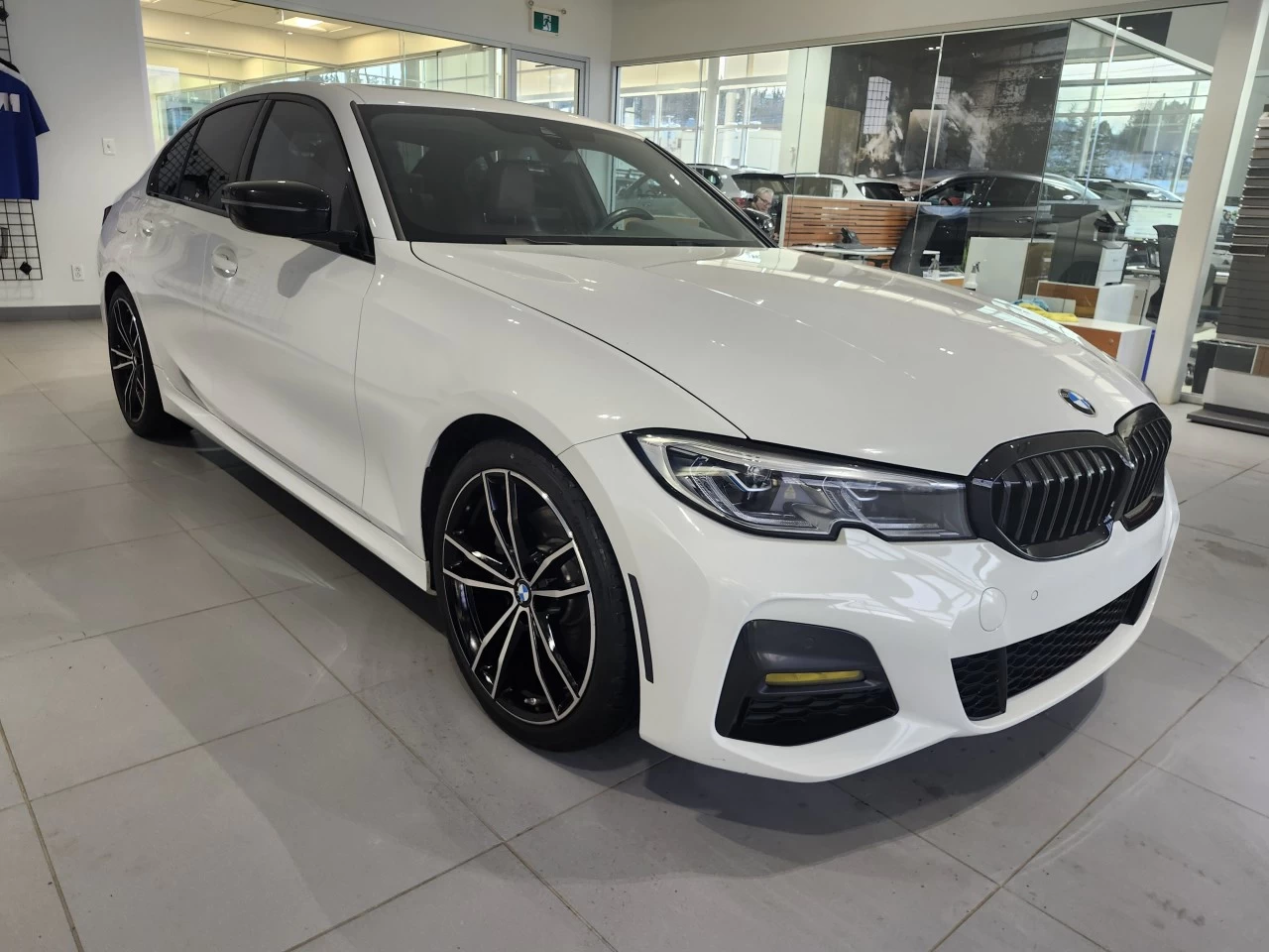 2022 BMW 3 series 330i xDrive Main Image