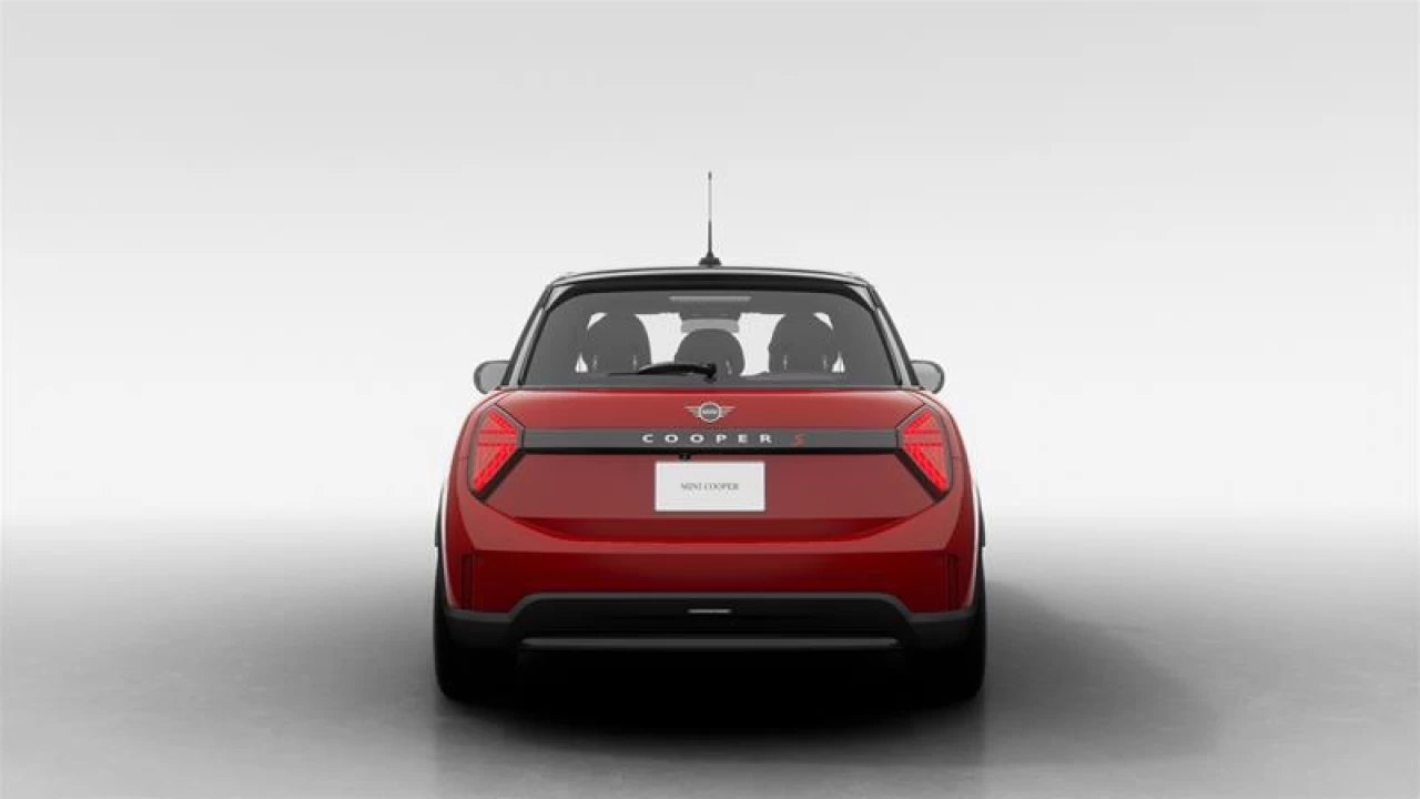 2026 MINI 5 Door Cooper S FWD Image principale