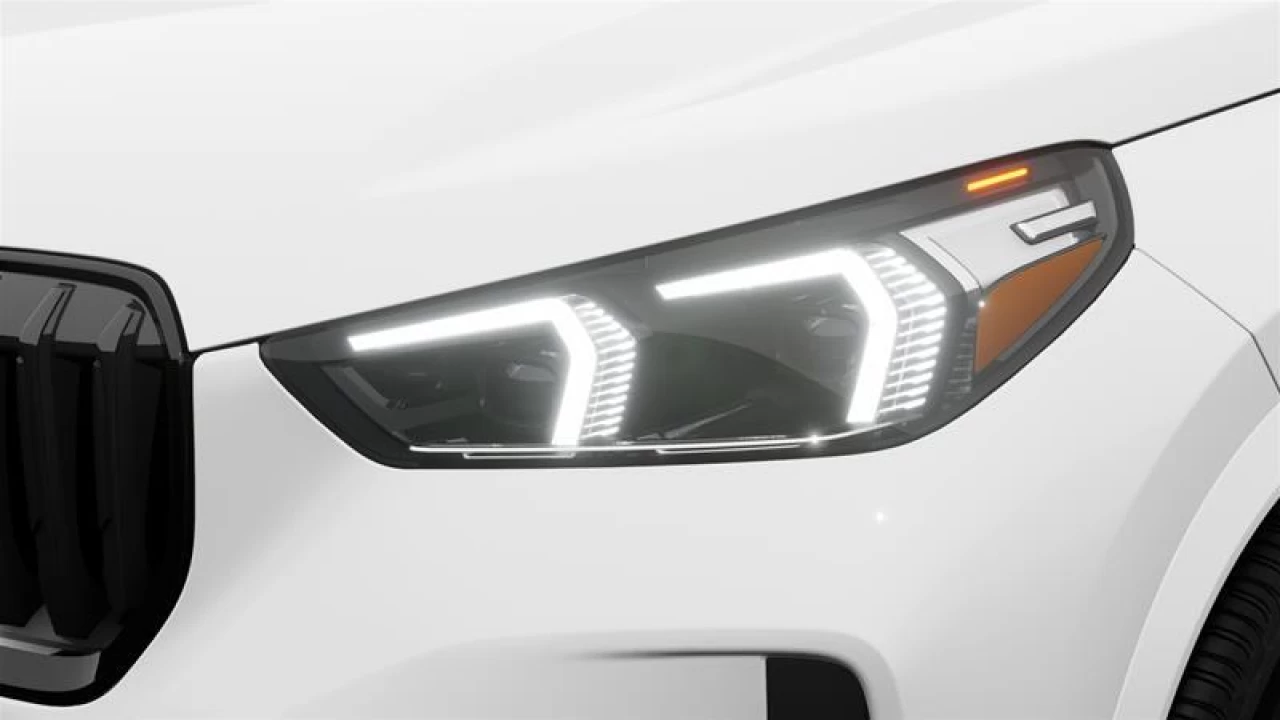 2026 BMW X1 xDrive28i M Sport Edition Image principale