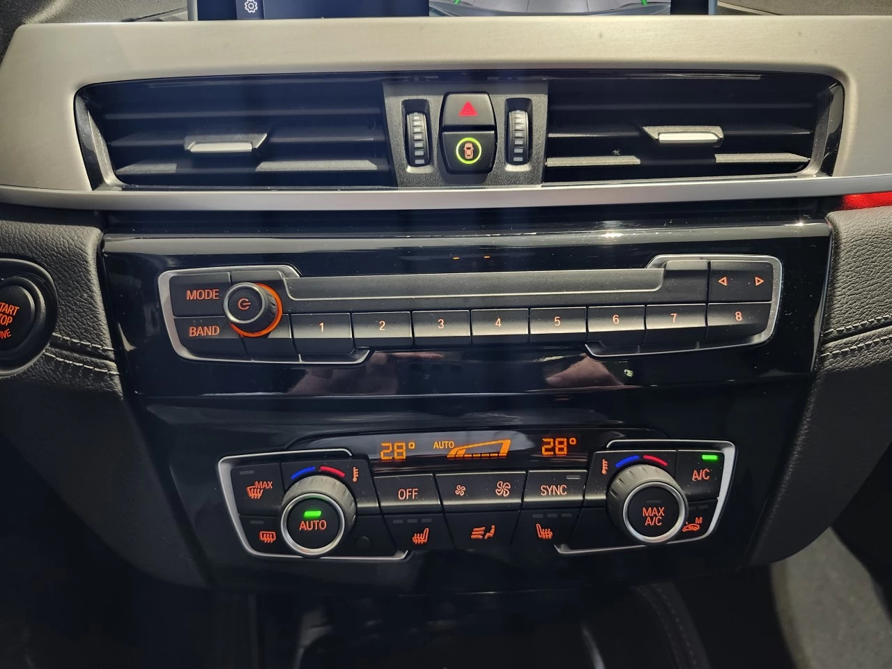 2022 BMW X1 xDrive28i Image principale