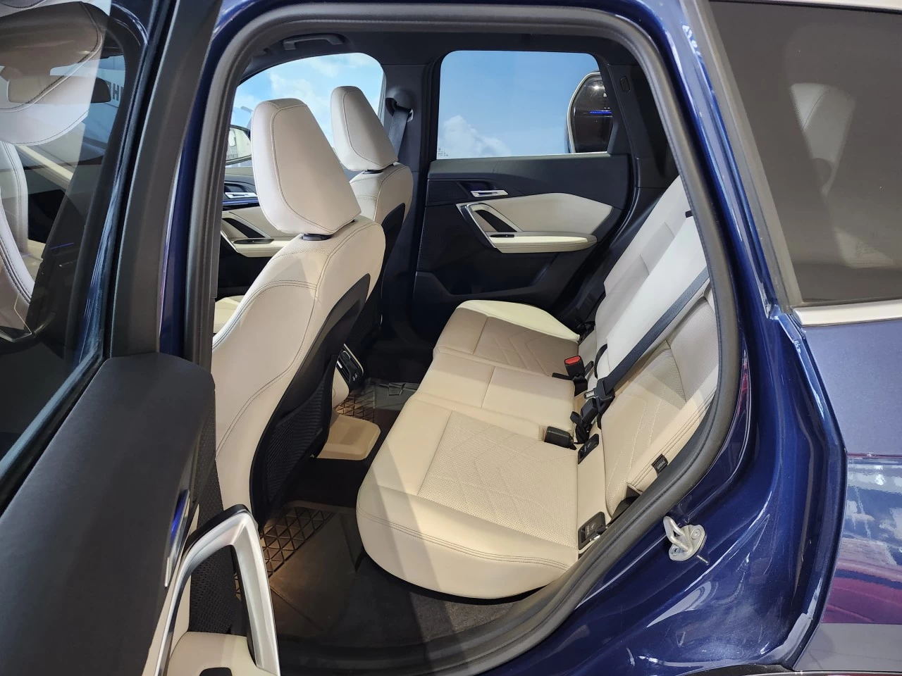 2023 BMW X1 xDrive28i Image principale