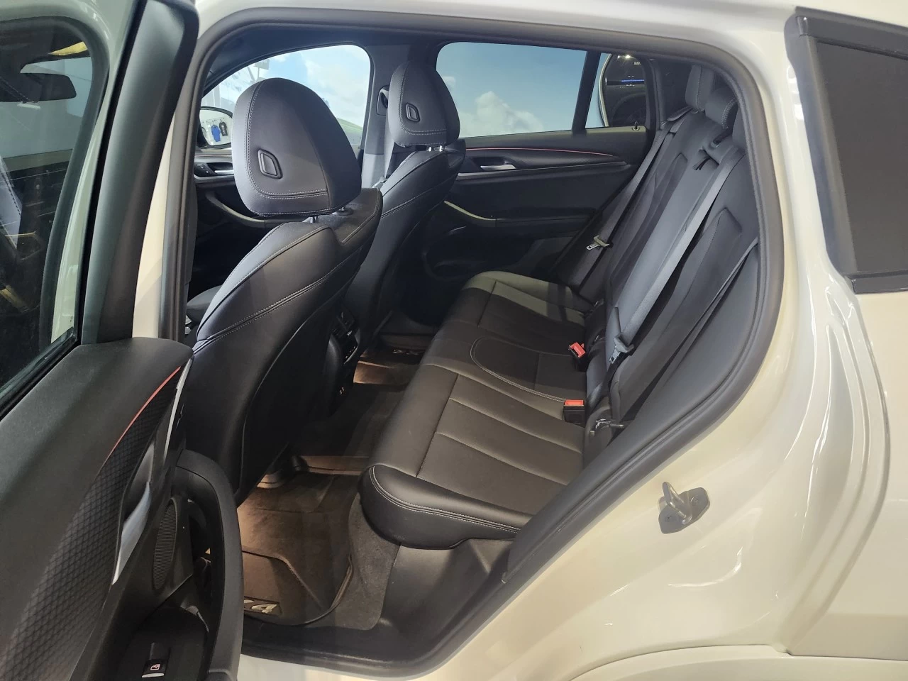 2022 BMW X4 xDrive30i Image principale