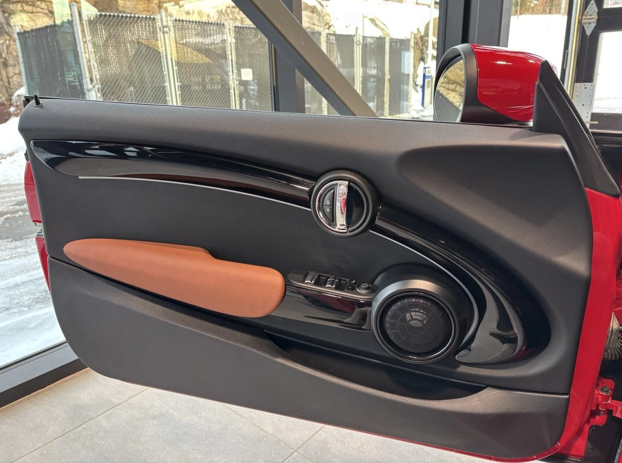 2024 Mini Cooper Convertible John Cooper Works Image principale