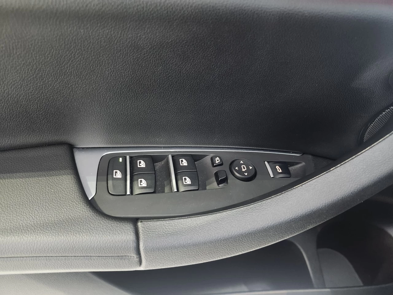 2022 BMW X4 xDrive30i Image principale