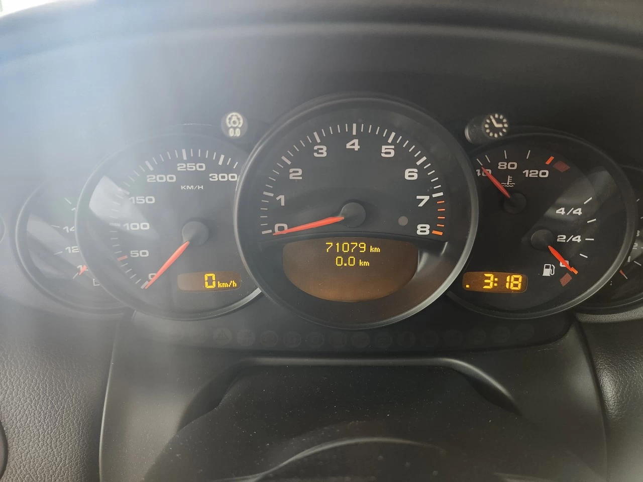 2004 Porsche 911 Carrera Main Image