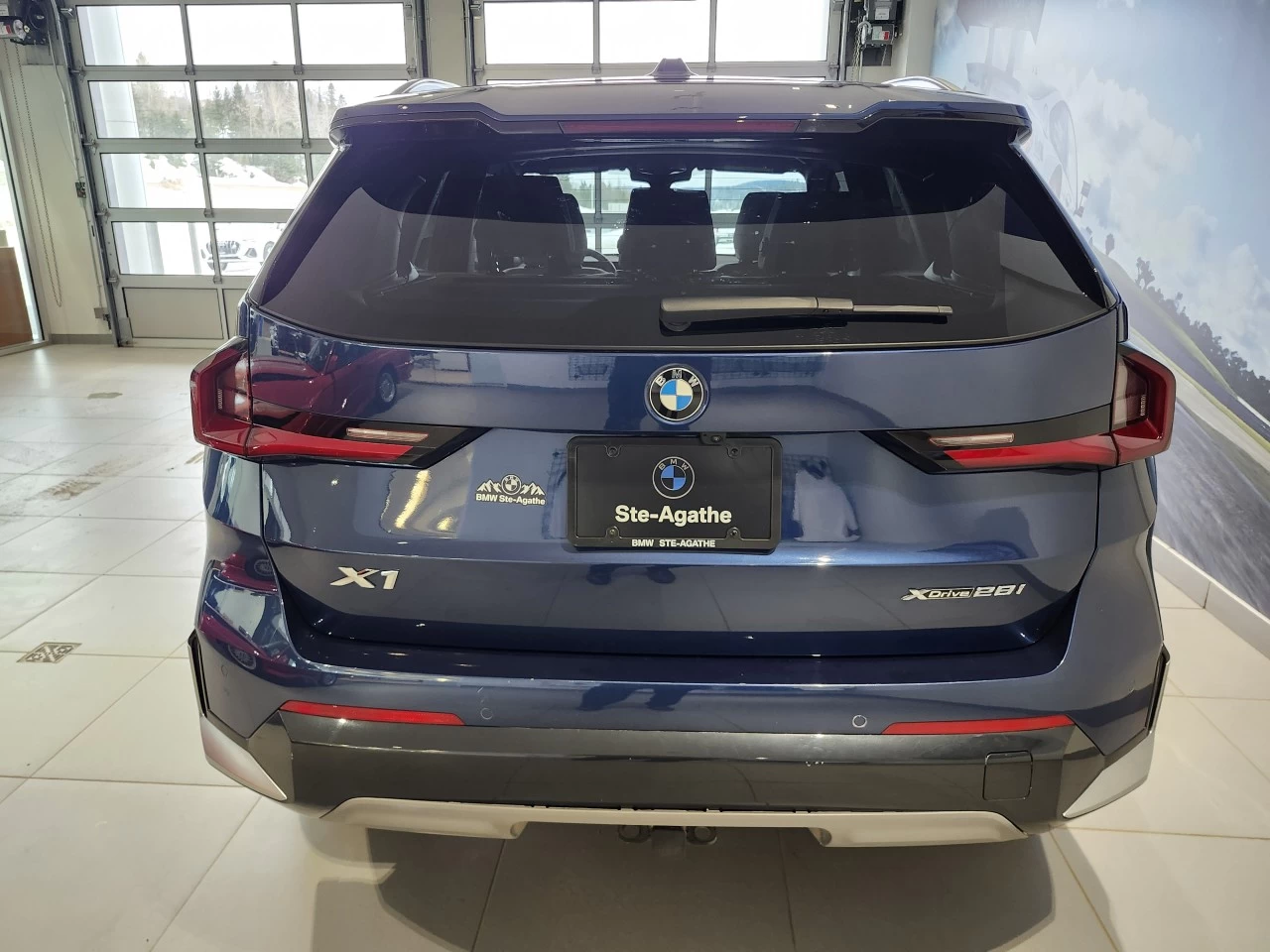 2023 BMW X1 xDrive28i Image principale