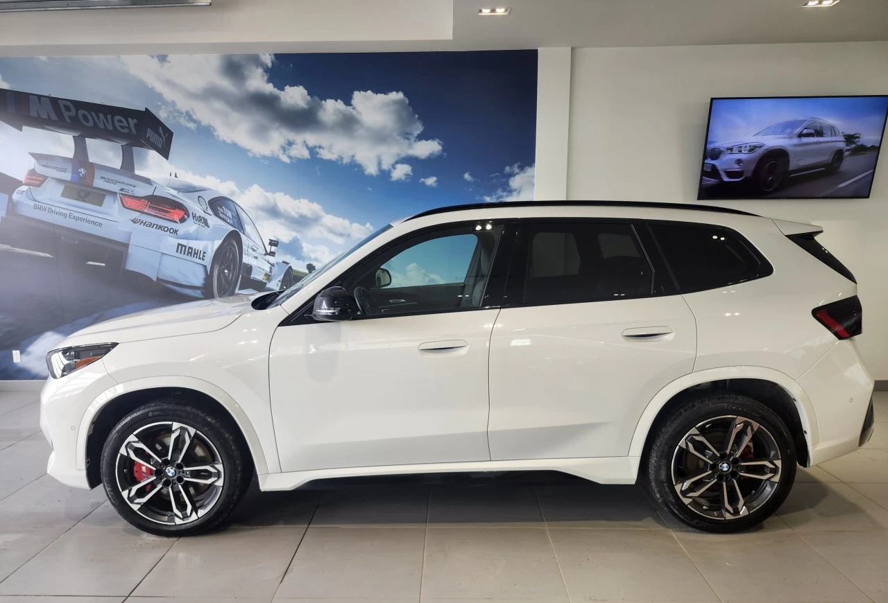 2024 BMW X1 xDrive28i Image principale
