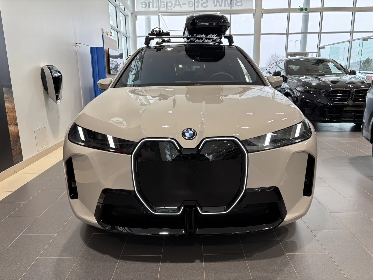 2026 BMW iX xDrive60 Image principale