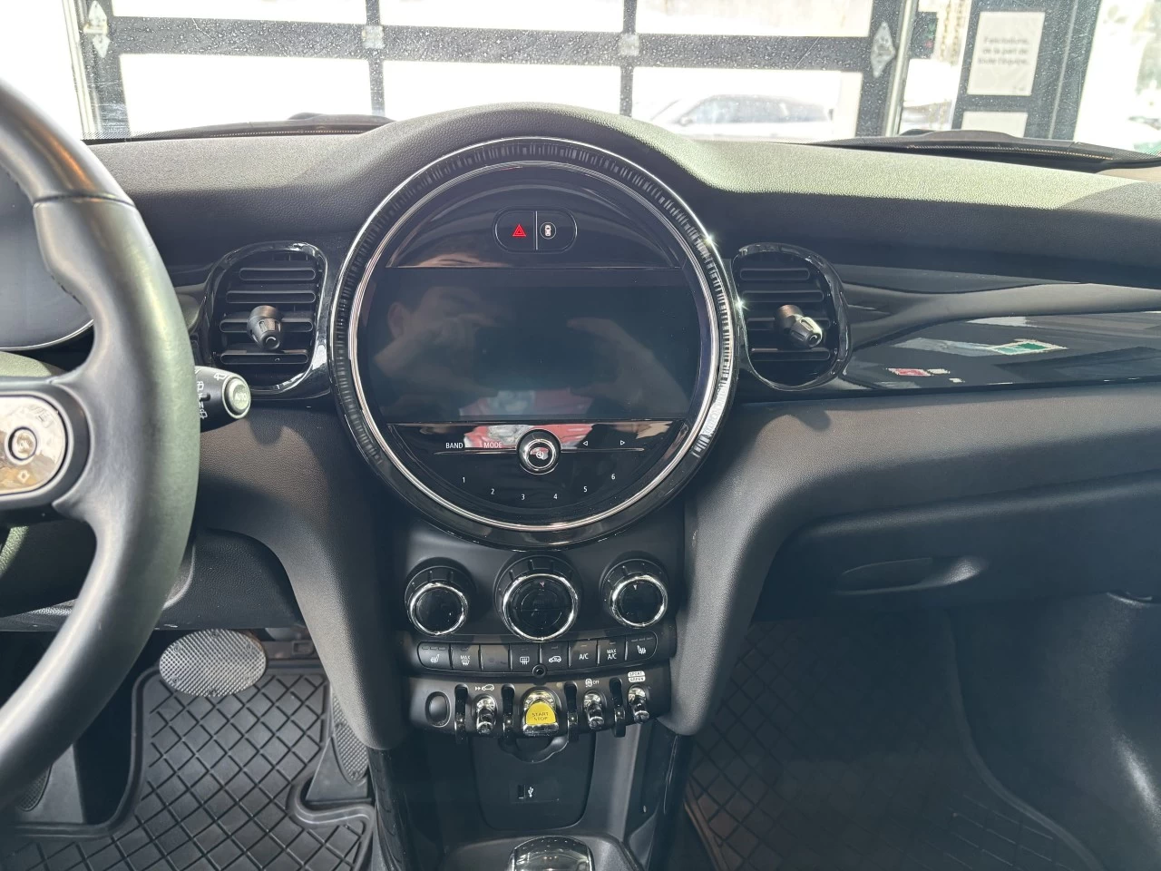 2023 Mini Cooper Cooper SE Image principale