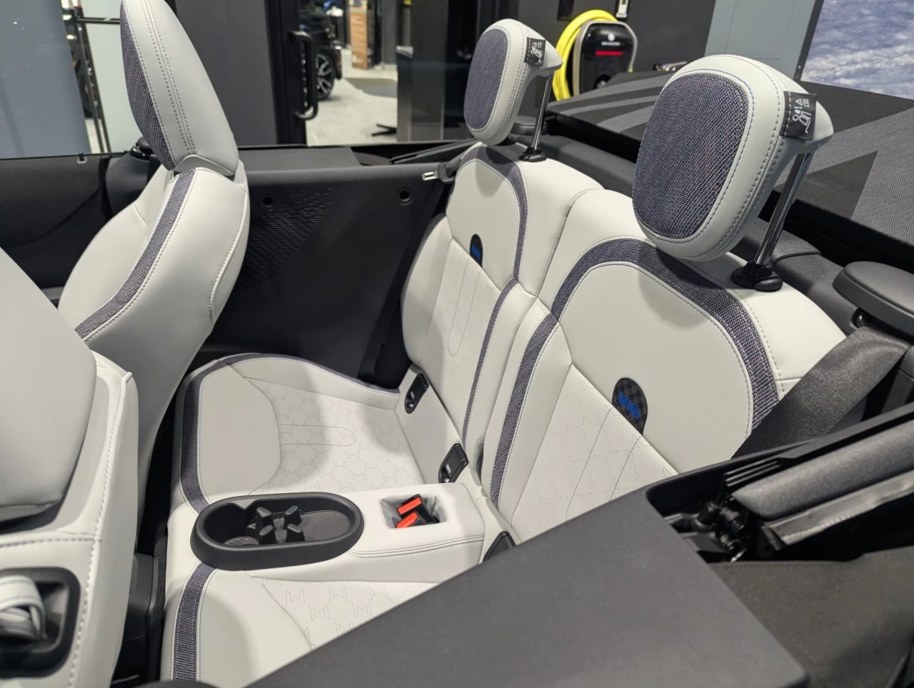 2025 Mini Cooper Cooper S Convertible Image principale