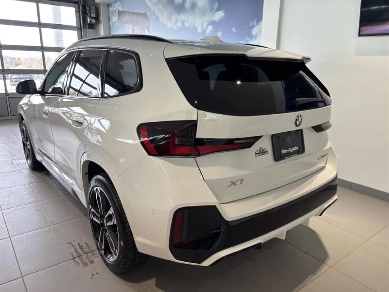 2026 BMW X1 xDrive28i M Sport Edition Image principale