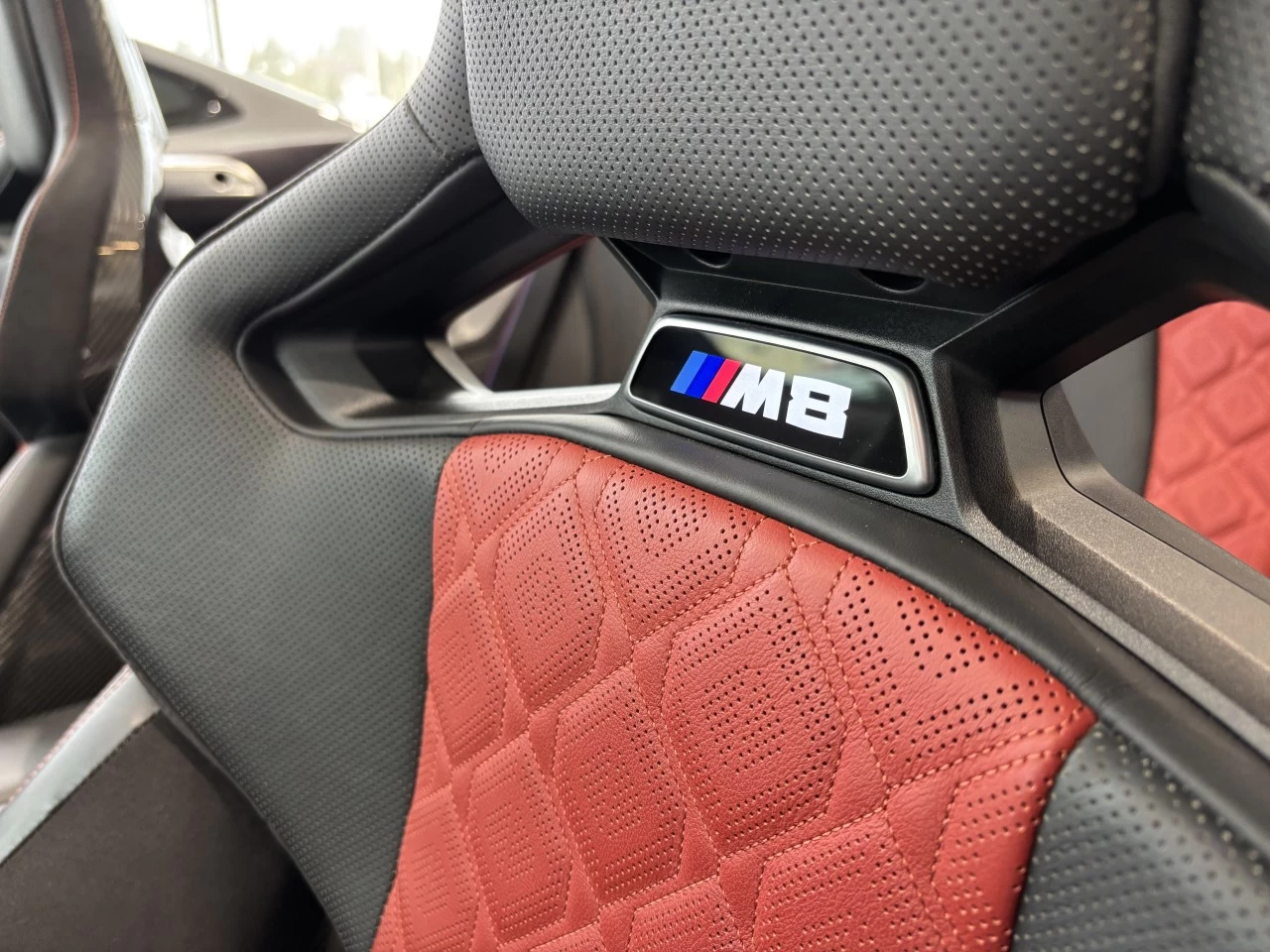 2023 BMW M8 Competition Image principale