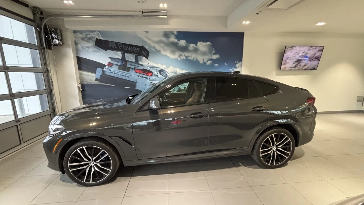 2022 BMW X6 xDrive40i Image principale