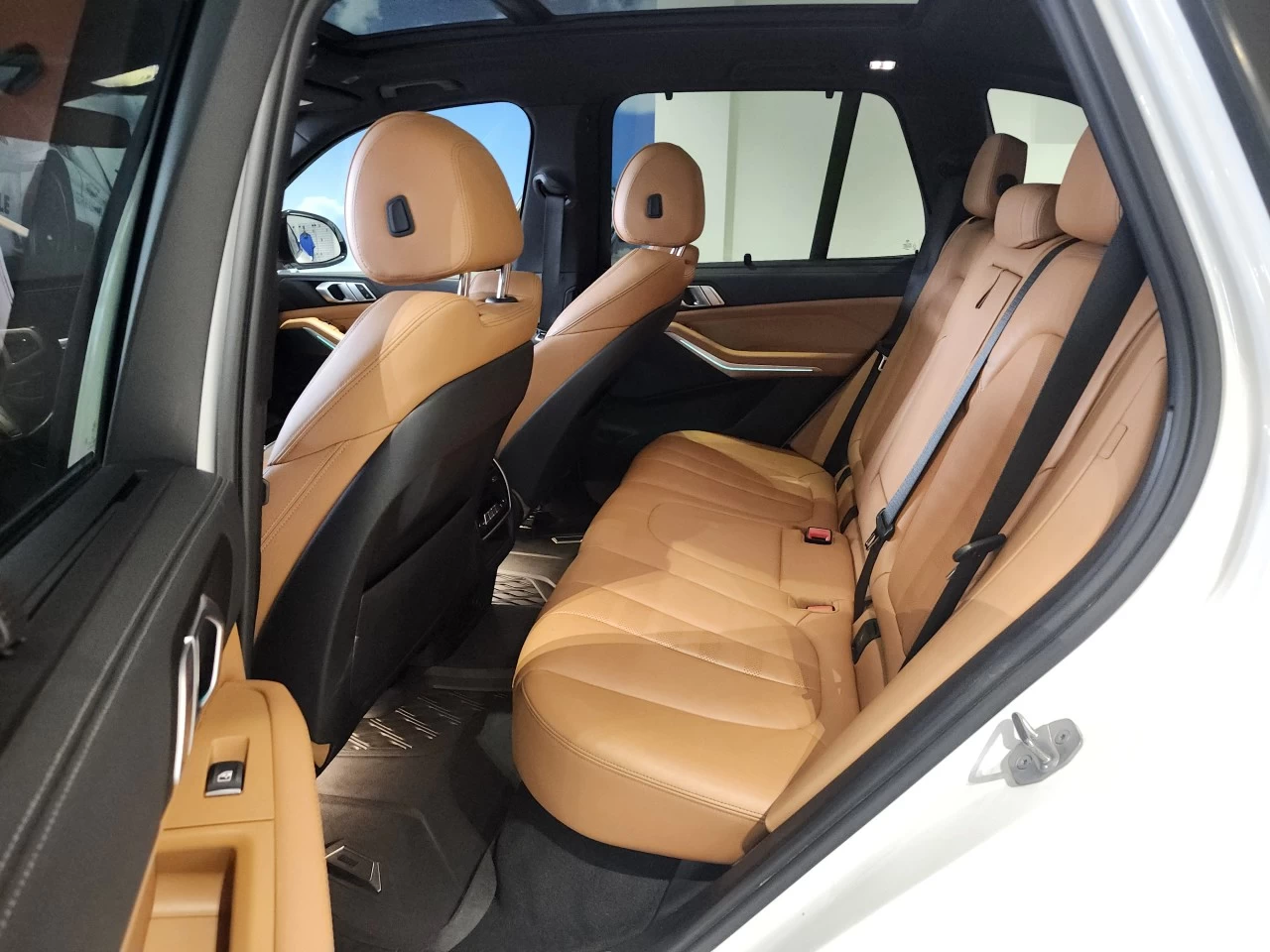 2022 BMW X5 xDrive40i Main Image