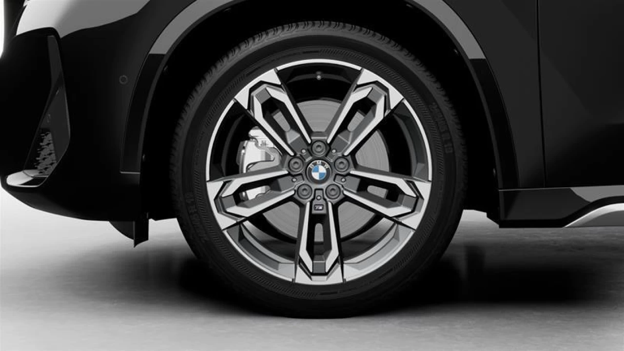 2026 BMW X1 xDrive28i M Sport Edition Image principale