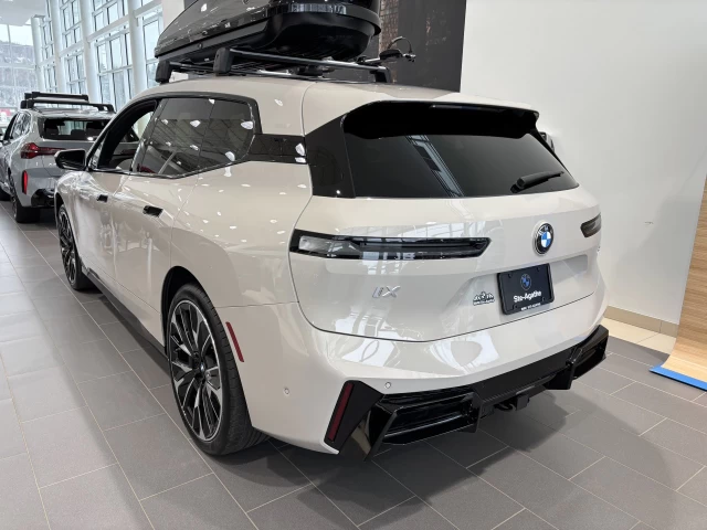 BMW iX xDrive60 2026