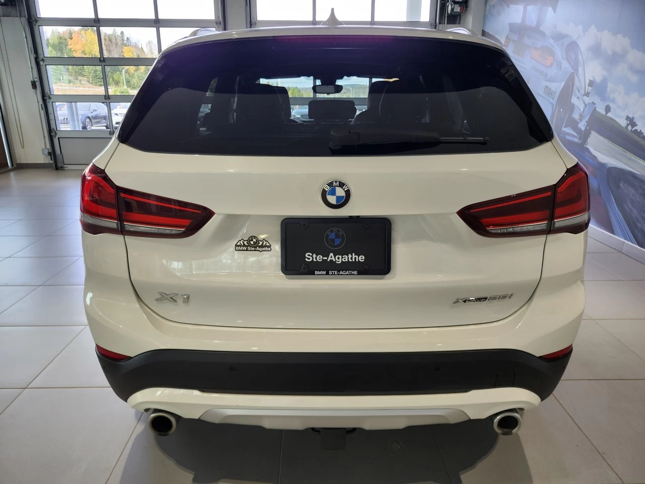2022 BMW X1 xDrive28i Image principale