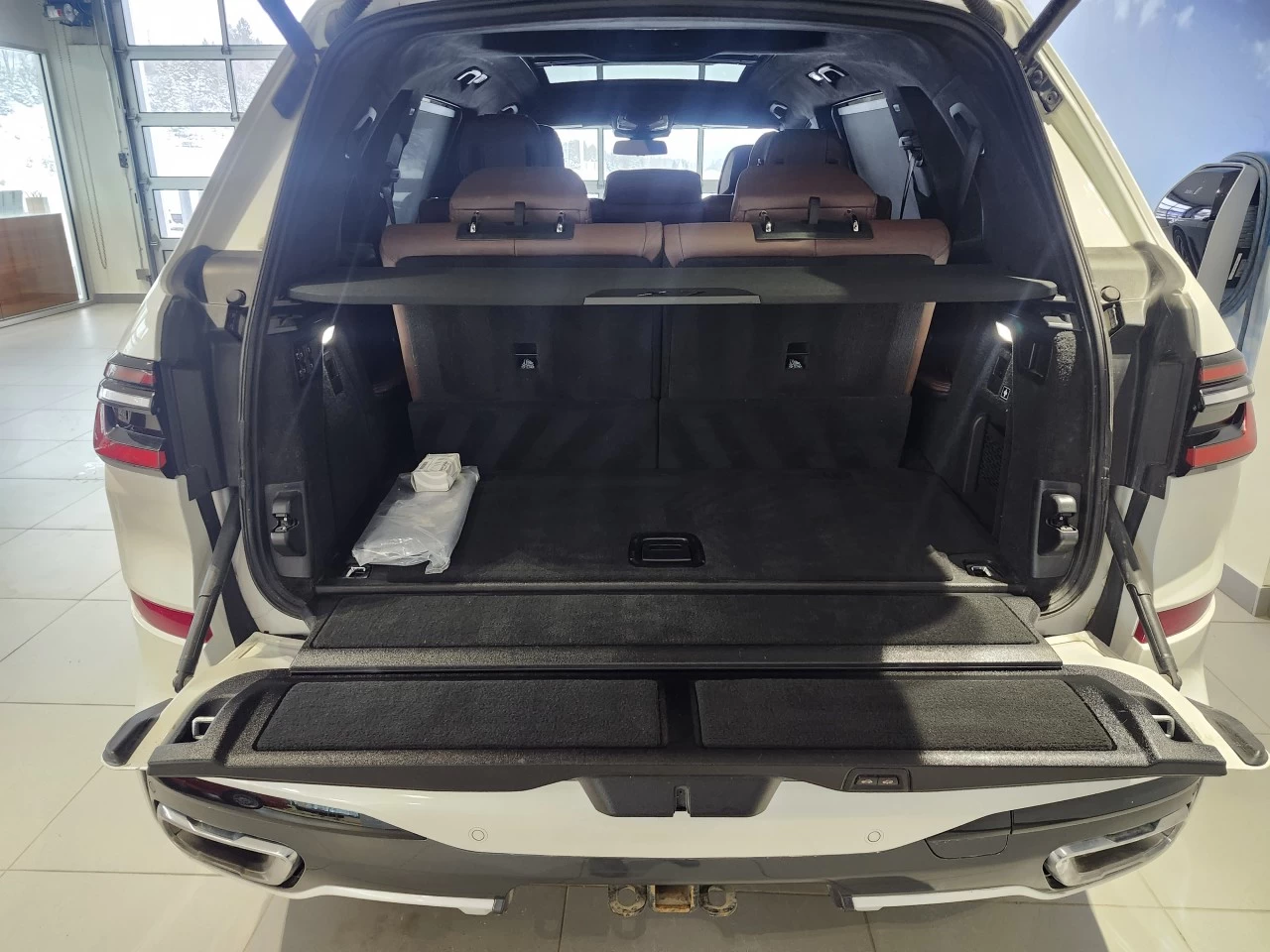 2023 BMW X7 xDrive40i Main Image