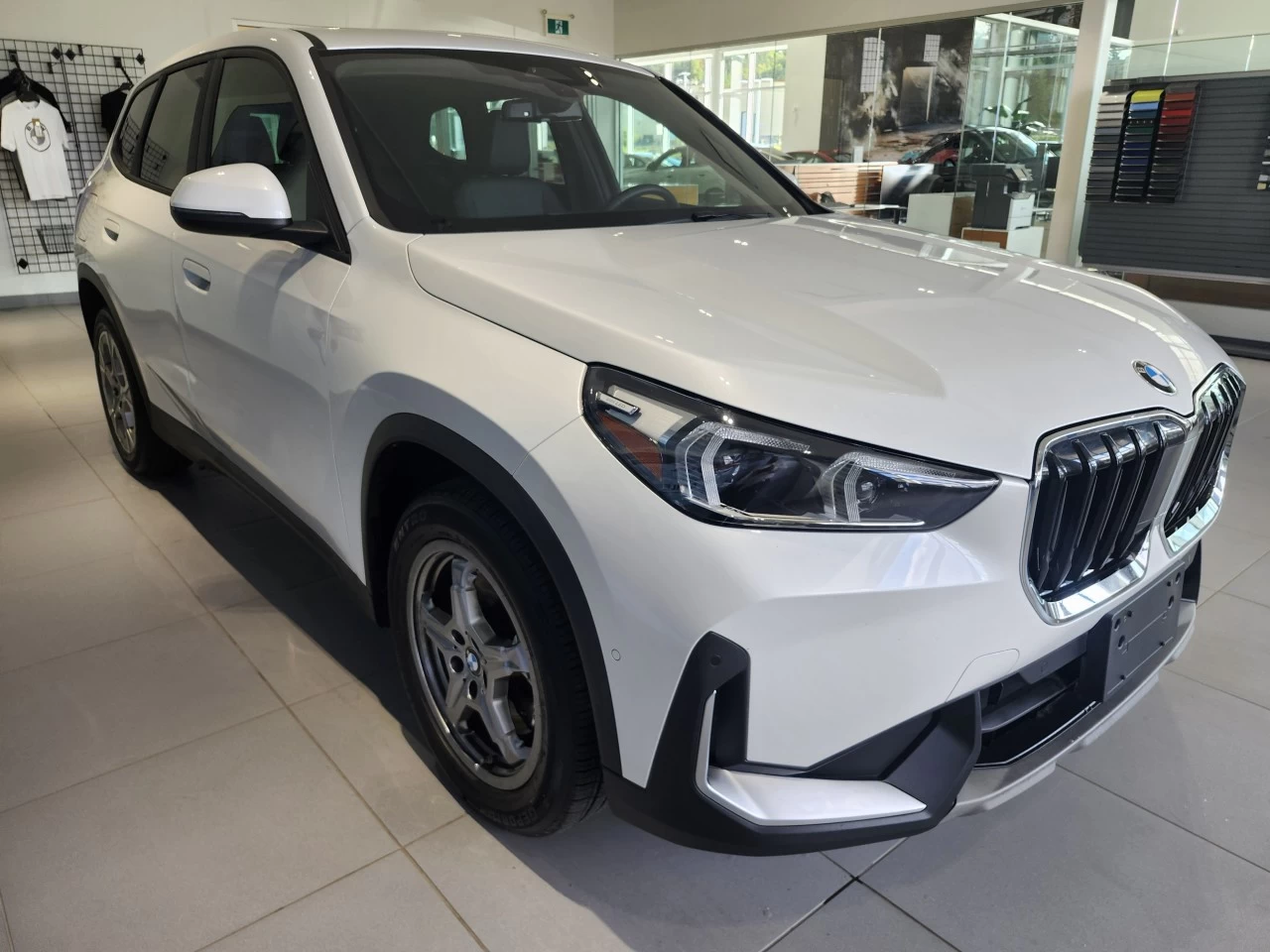 2024 BMW X1 xDrive28i Image principale