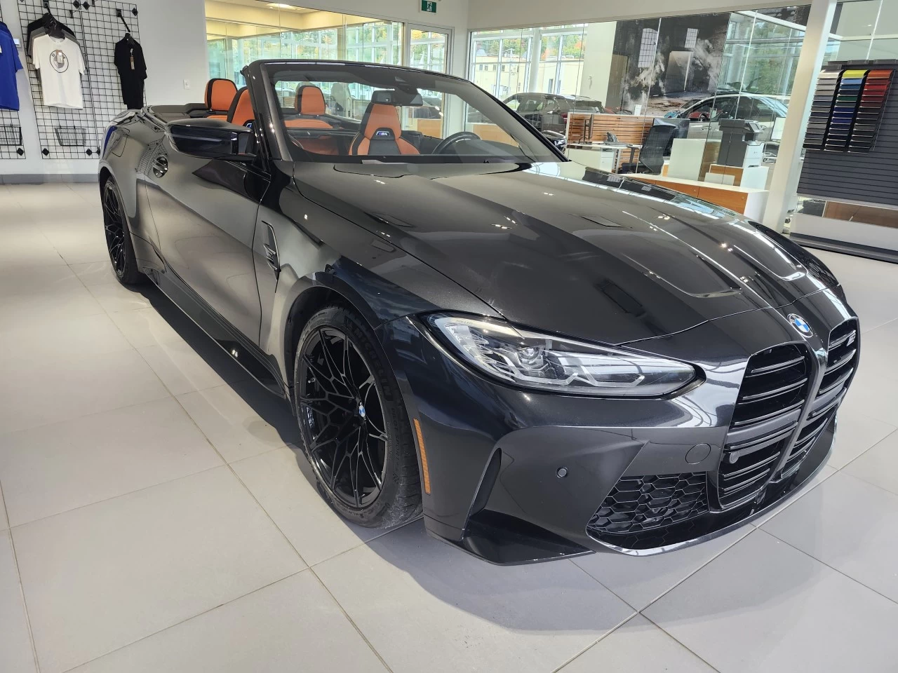 2023 BMW M4 Competition M xDrive Convertible Image principale