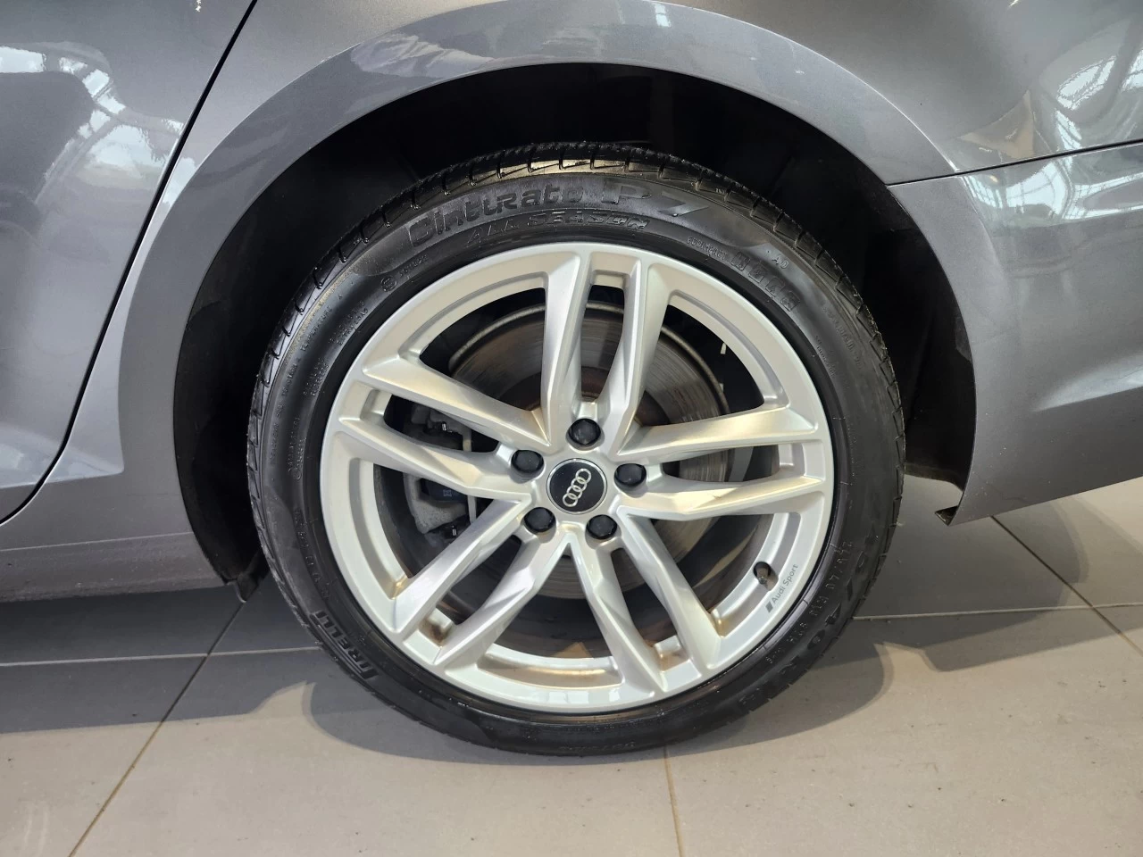 2019 Audi A4 Quattro Technik / Quattro Image principale