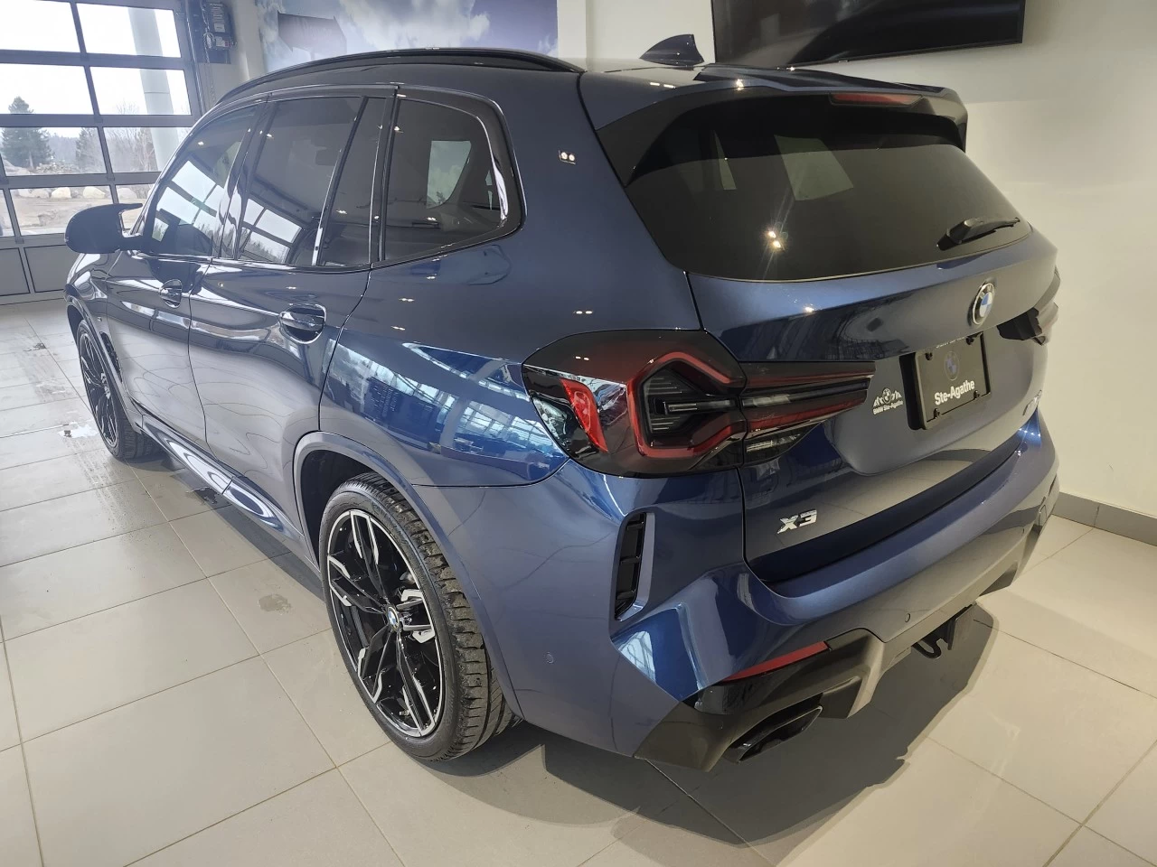 2024 BMW X3 M40i xDrive Main Image