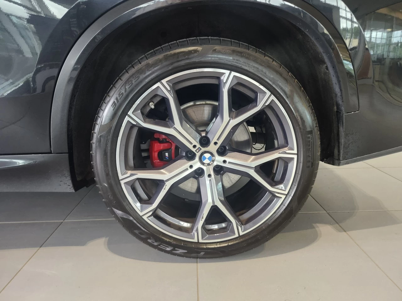 2022 BMW X5 xDrive40i Image principale