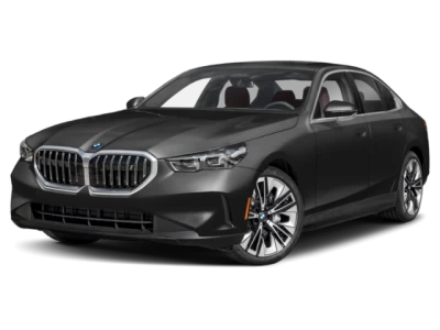 Vue 3/4 avant, orienté vers la gauche